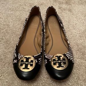 Stunning Tory Burch Snakeskin Flats